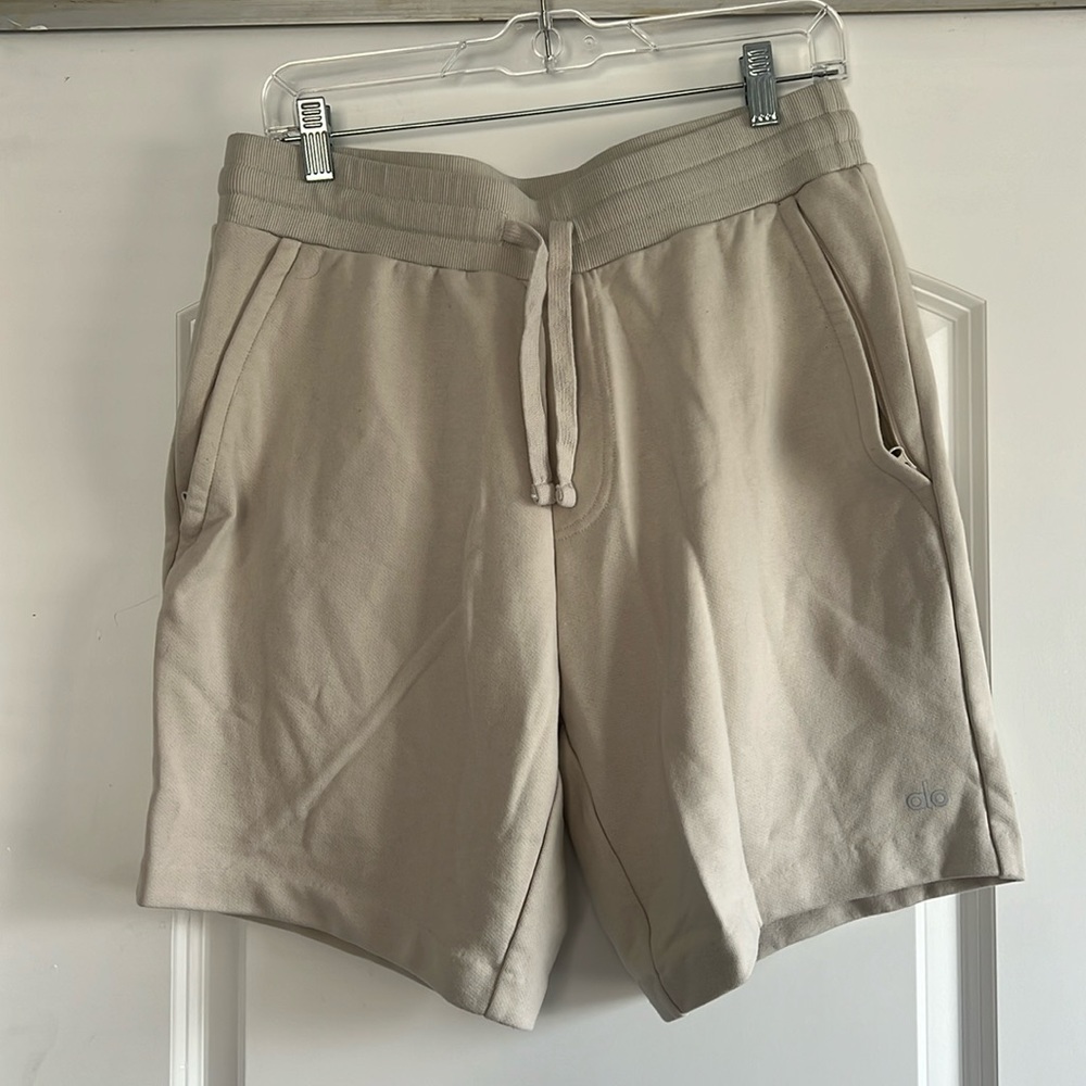 Brand New Mens Alo Shorts